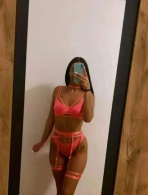 Secure Booking with Alexia Lexi – Your Coventry Escape