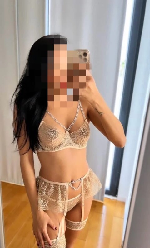 Seeking russian escorts in Manchester for Discreet Encounters · russian escorts manchester