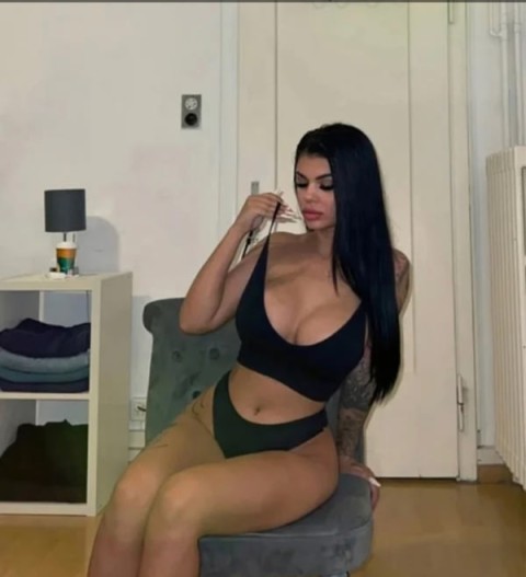 Short escorts for unforgettable experiences in Leicester