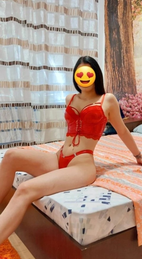 Short Hair Sensation Awaits You in Derby