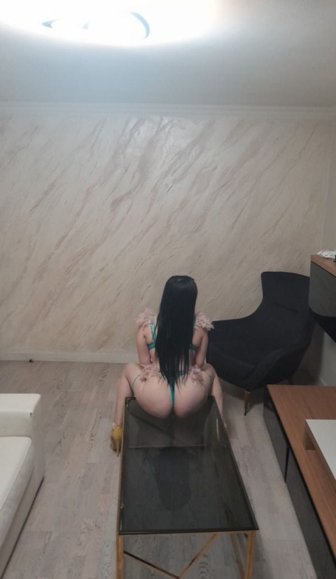 Short Notice Escorts for a Discreet Meet in Coventry