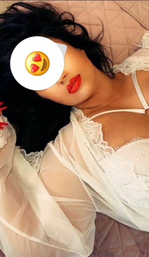 Short notice escorts for unforgettable moments in Birmingham