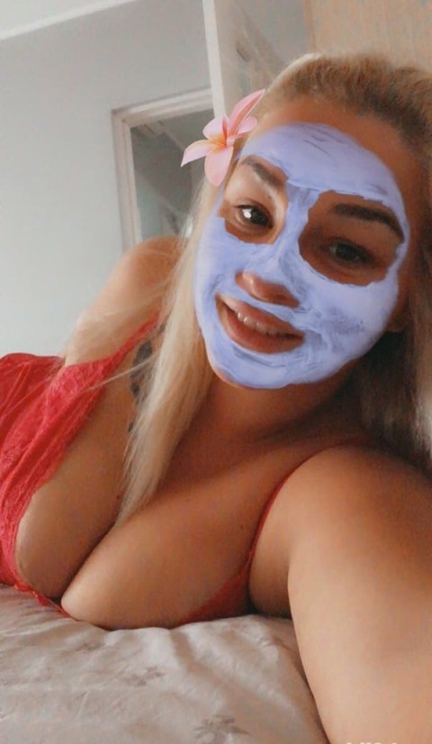 Spanking with Simona – Your Independent Escort in Leamington Spa