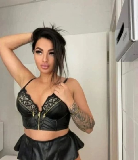 Sydney Escorts: Meet the Charming Issabell