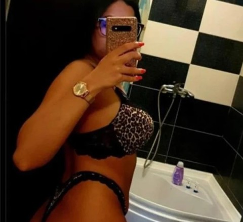 Tall escorts for delightful companionship in Sutton Coldfield