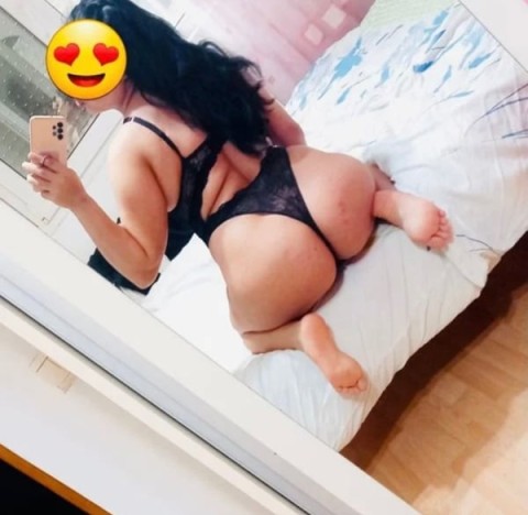 Tall escorts ready for late night adventures in Sandwell