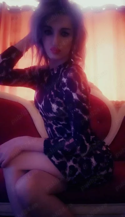 Travel Dates UK with a Petite and Busty Escort in Walsall