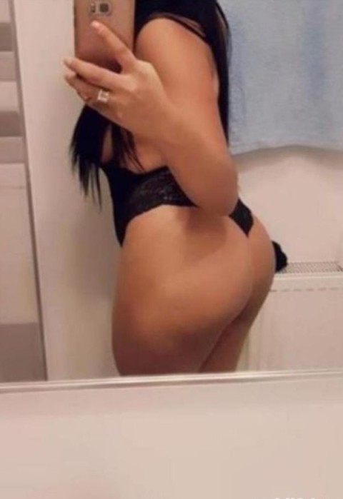 Unforgettable kent escorts in Derby