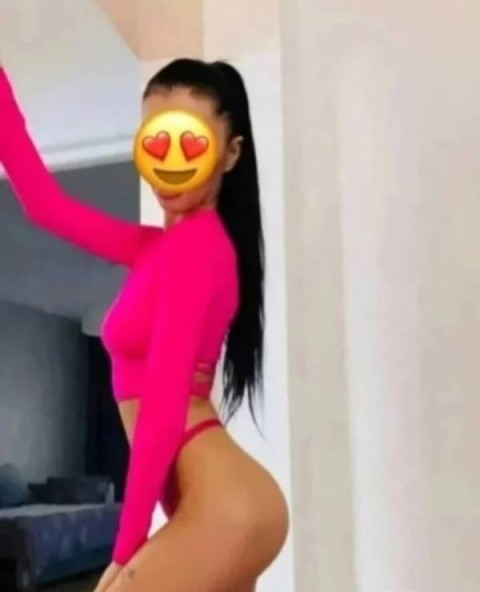 Verified escorts UK: Your Petite Dream in Sutton Coldfield