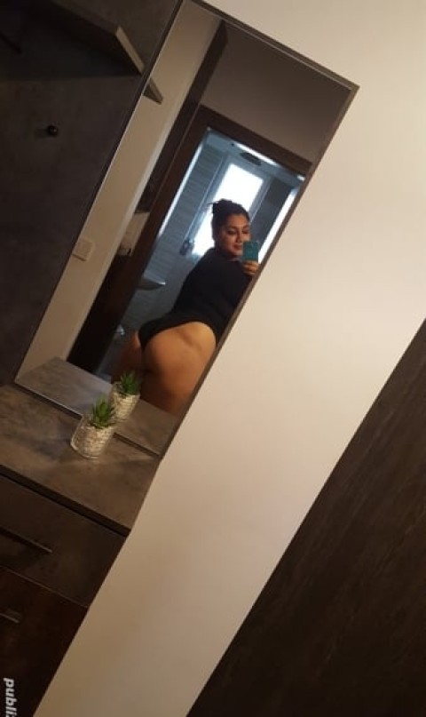 Walsall’s Premier Brunette Escorts – Meet Bibi