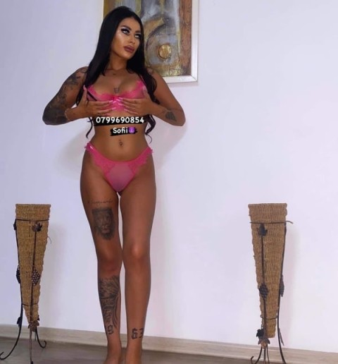 Welcome to Coventry, where I offer a Leeds city centre experience