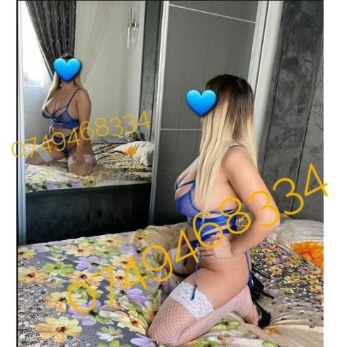 Your VIP Escort for Dinner Date in Coventry